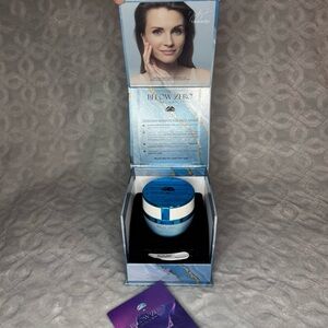 BELOW ZERO GLACIER ICE AGE DEFYING COOLING
MASK